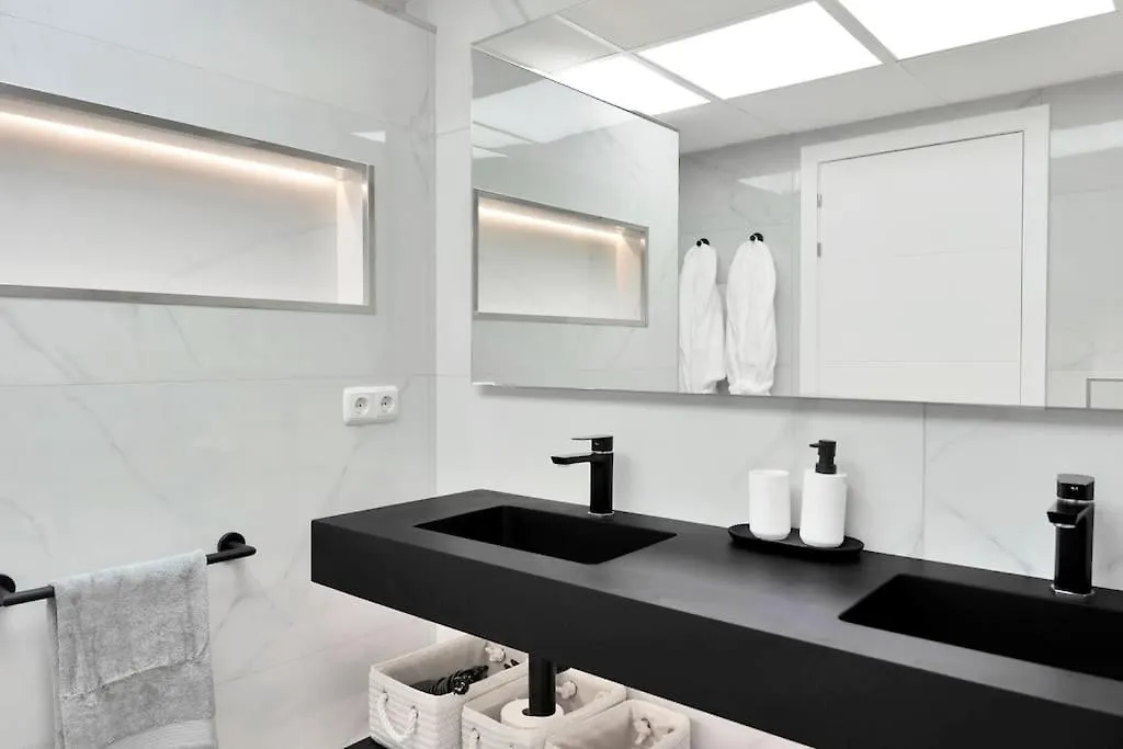 Apartamento En Primera Linea De Golf Con Piscina - Los Cartujanos 4 2 B Lejlighed Marbella