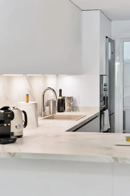 Apartamento En Primera Linea De Golf Con Piscina - Los Cartujanos 4 2 B Apartment Marbella