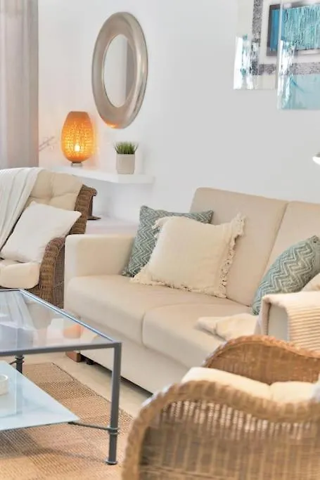 Apartamento En Primera Linea De Golf Con Piscina - Los Cartujanos 4 2 B Apartment Marbella