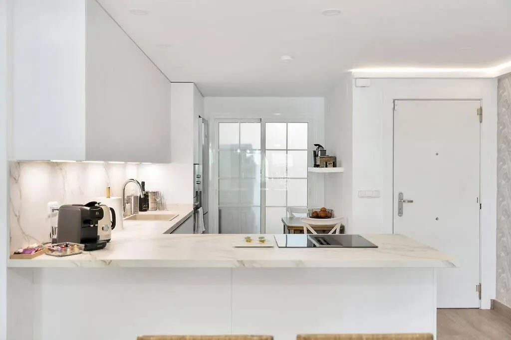 Apartamento En Primera Linea De Golf Con Piscina - Los Cartujanos 4 2 B Lejlighed Marbella Spanien