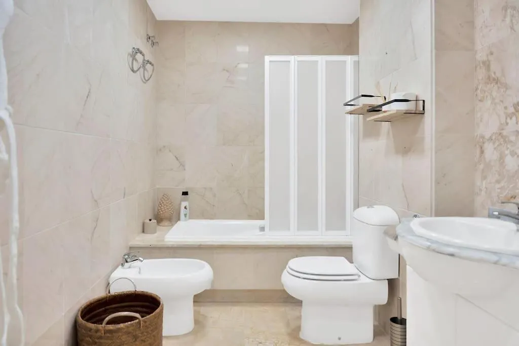 Apartamento En Primera Linea De Golf Con Piscina - Los Cartujanos 4 2 B Lejlighed Marbella