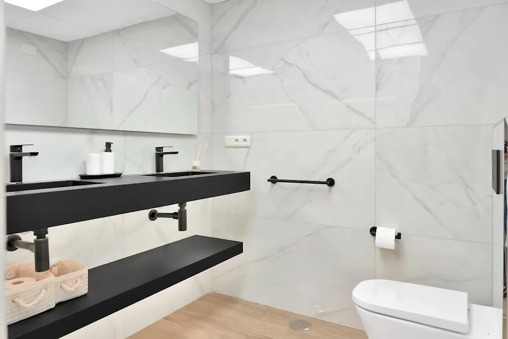 Apartamento En Primera Linea De Golf Con Piscina - Los Cartujanos 4 2 B Lejlighed Marbella