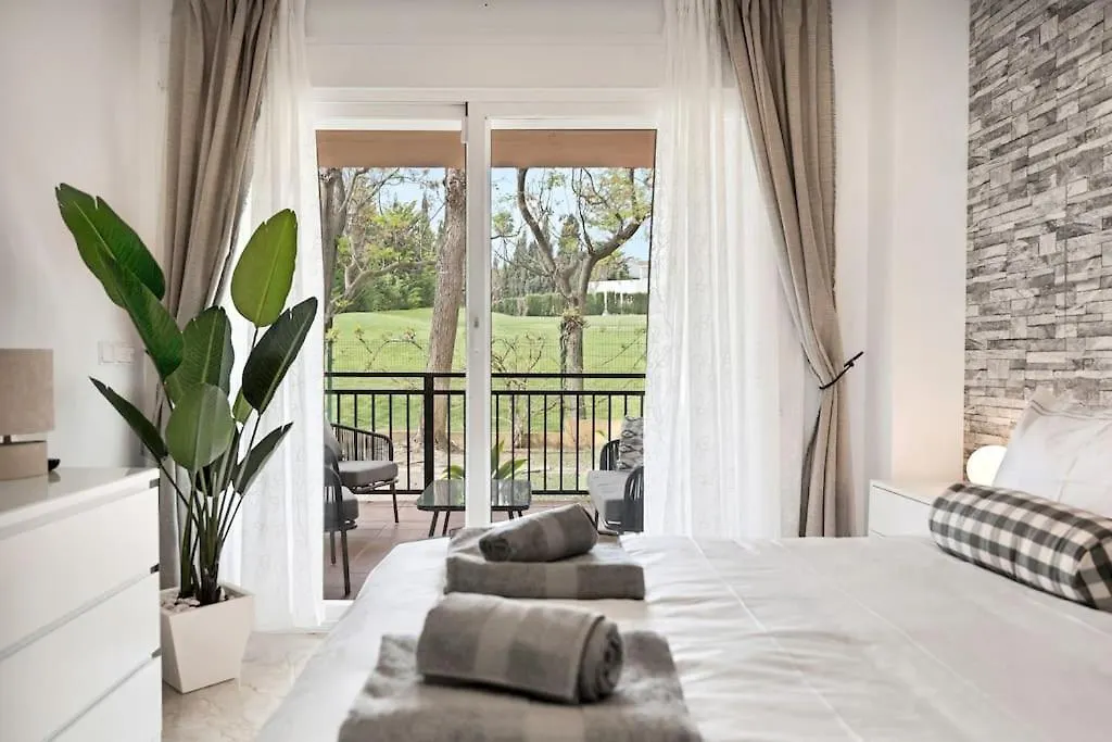 Apartamento En Primera Linea De Golf Con Piscina - Los Cartujanos 4 2 B Lejlighed Marbella